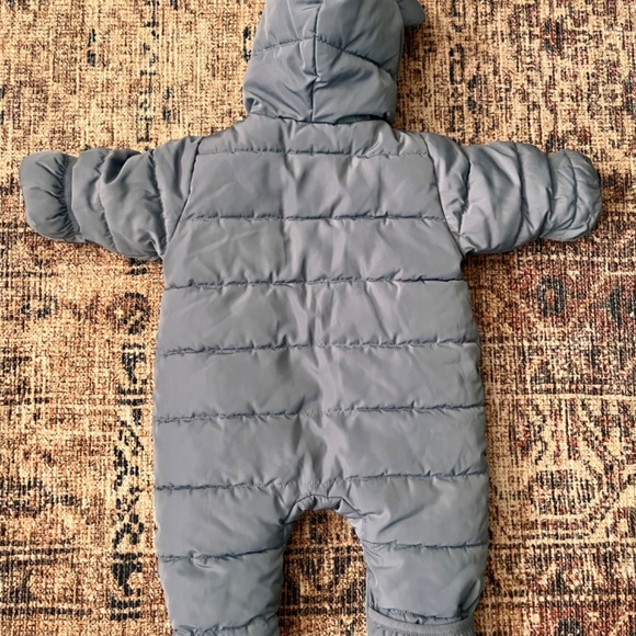 H&M Baby Snowsuit 2-4m - Picture 2 of 6